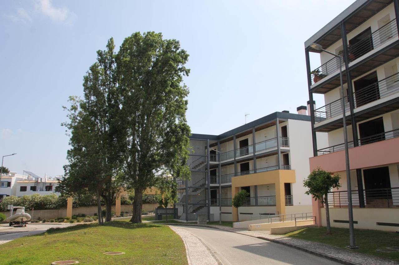 Sea View Apartment Near Meia Praia Beach In Lagos! Bagian luar foto