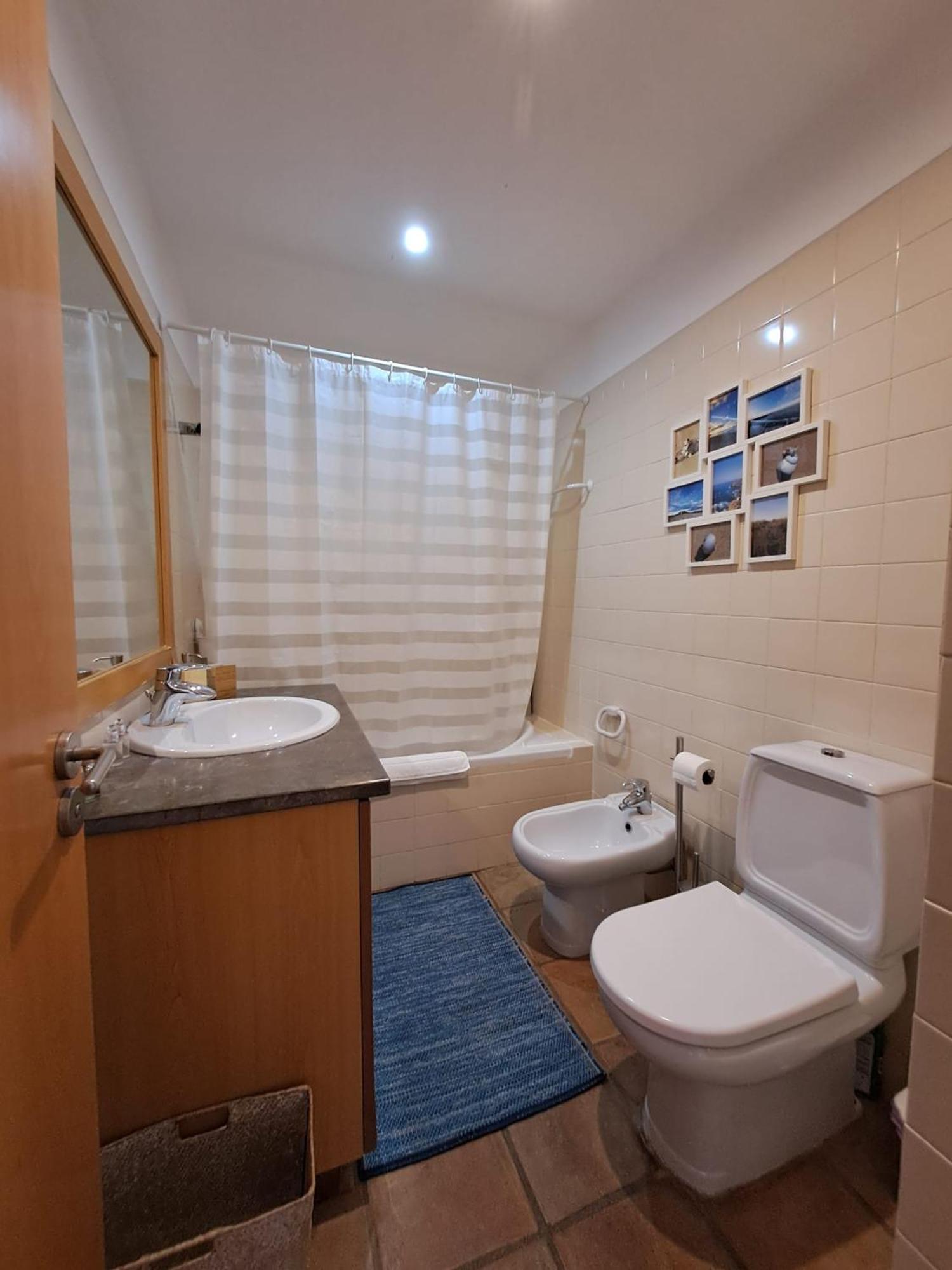 Sea View Apartment Near Meia Praia Beach In Lagos! Ruang foto